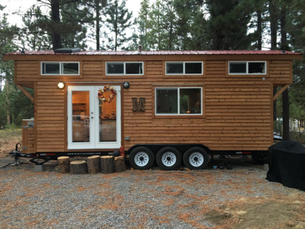 Oregon-Tiny-House-on-One-Acre-for-Sale-20-600x451.png