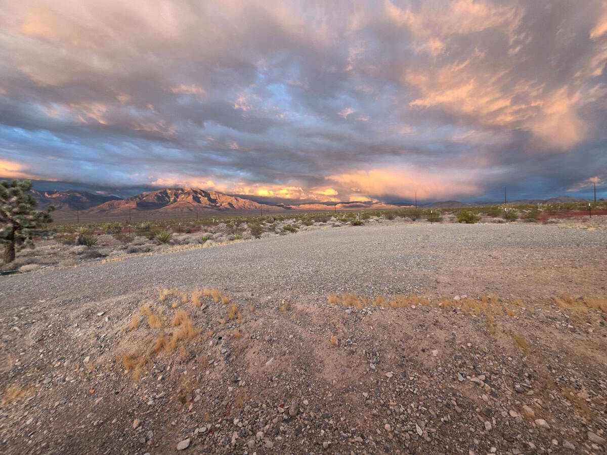 10 Acres Hilltop Privacy Pahrump Nevada
