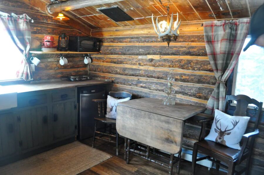 100+ Year Old Canadian Log Cabin Stay