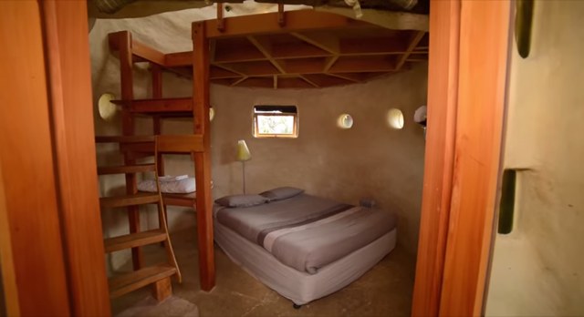 10k-tiny-earth-dome-home-006