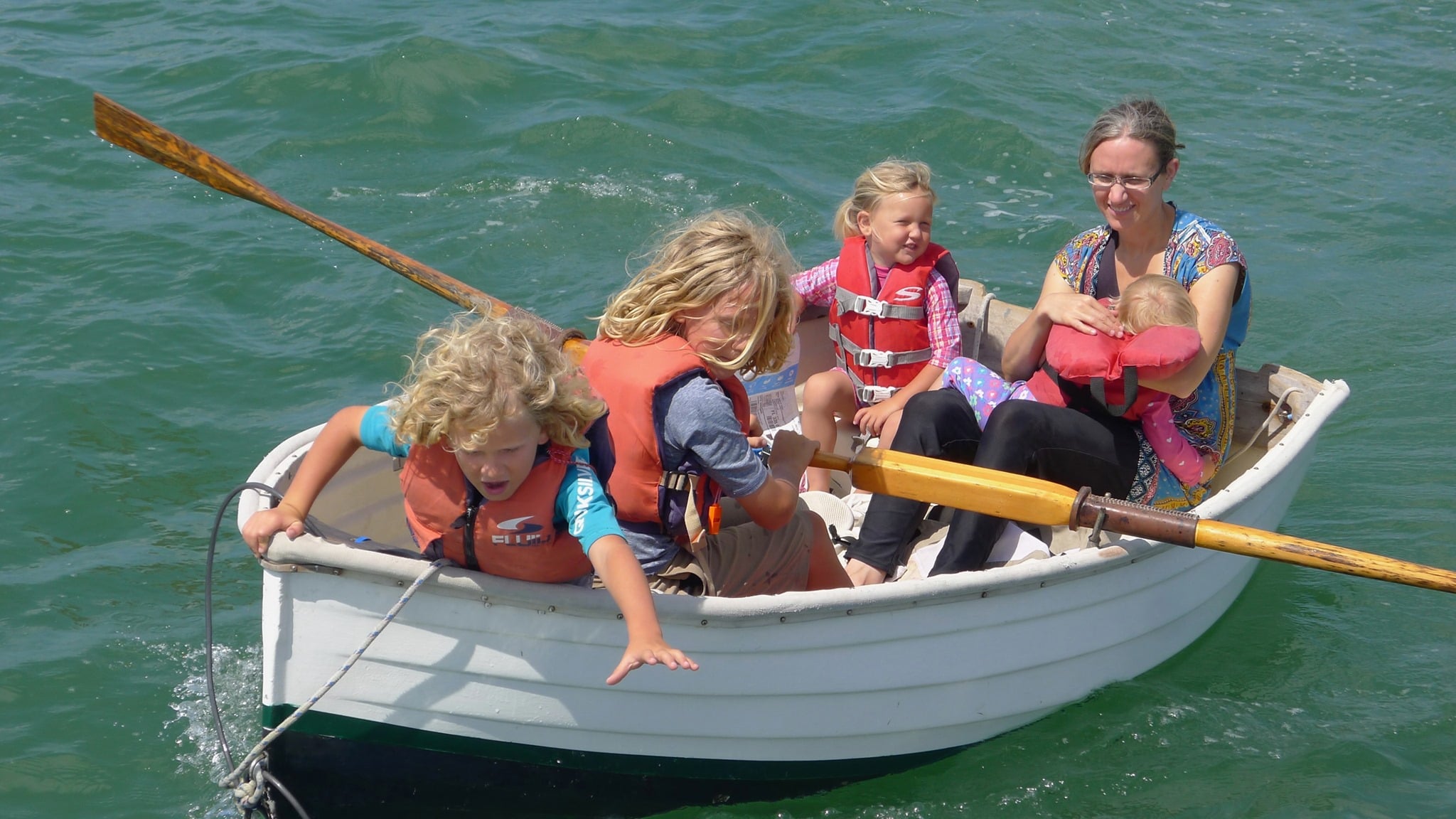 Family of 6 Traveling the World in Their 28 Ft. Sailboat (with NO engine)!  45