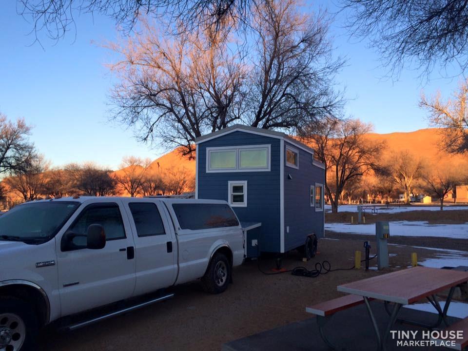 Self-Built 18′ Tiny House w/ Cottagey Style