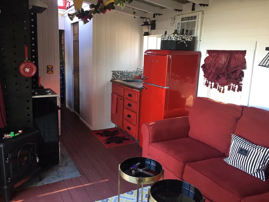 1920’s Caboose Turned Tiny Home 007