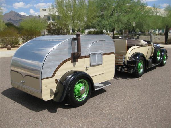 1929-ford-model-a-roadster-with-59-teardrop-camper-002