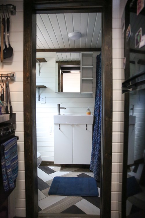 20-Foot Tiny House with Lots of Amenities