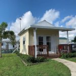 200sf Tiny house for two in Sebringa via Marc Airbnb 001