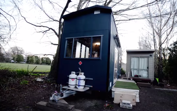 Tiny House Built from Earthquake Materials