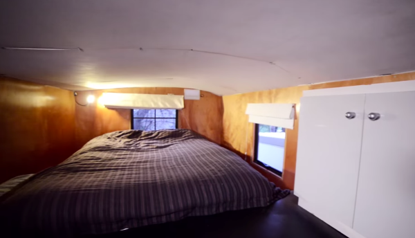 Tiny House Built from Earthquake Materials