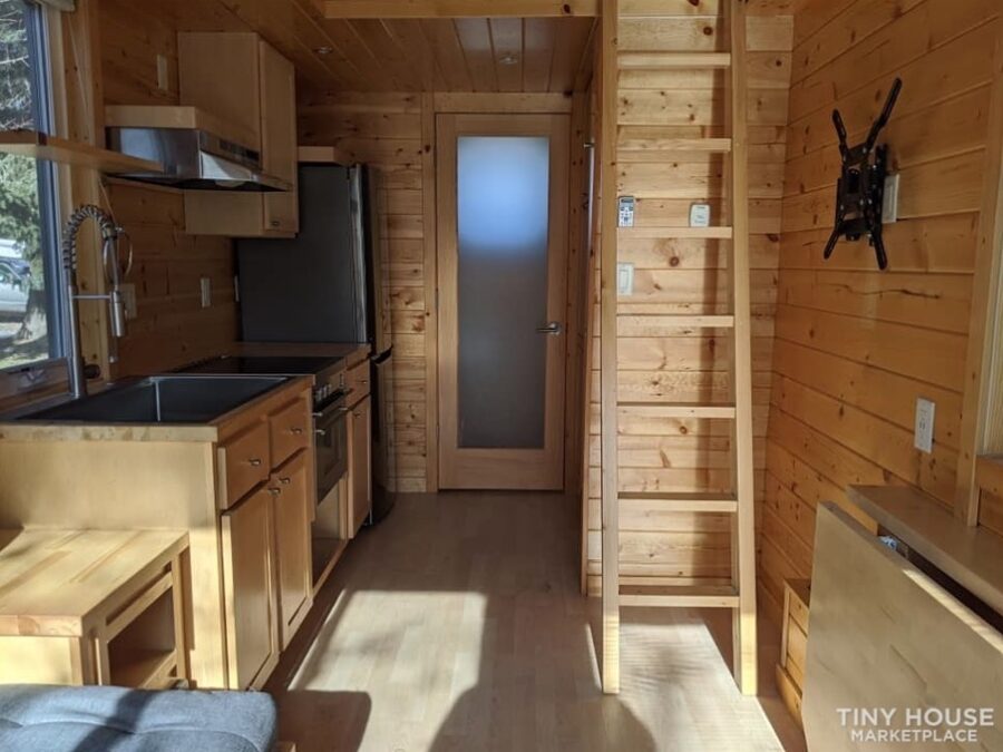 2017 Escape Tradition 20ft Tiny House for 50k 002
