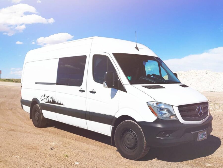 2017 Mercedes Sprinter 2500 with Two Beds15