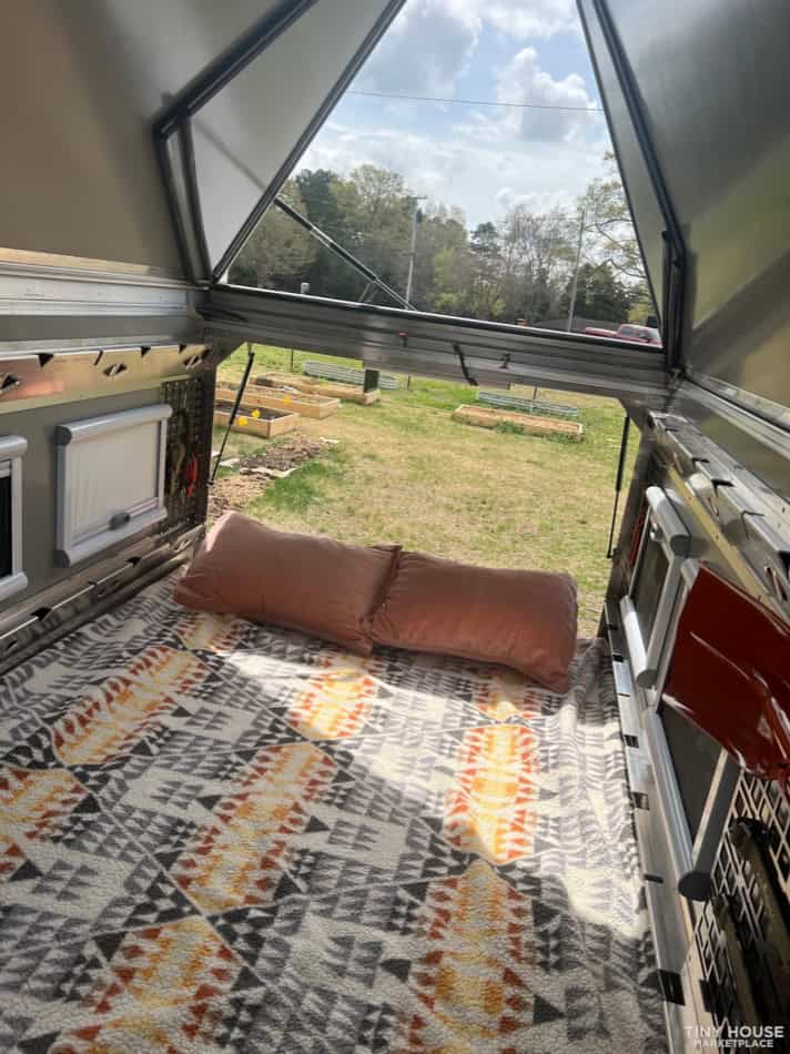 Antishanty AS-1 interior with modular sleeping platform