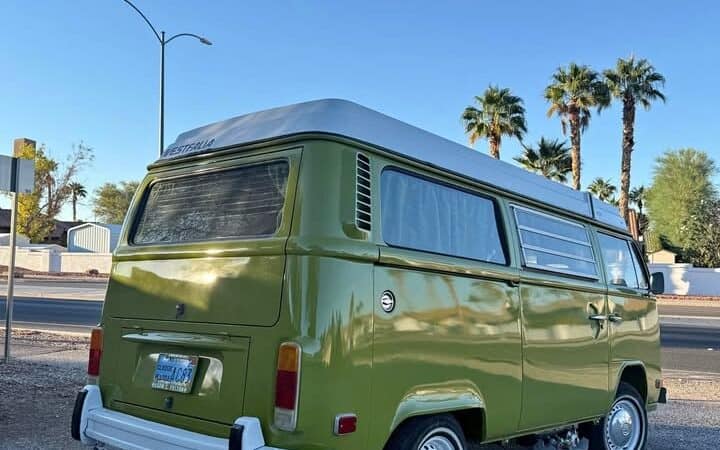 1976-vw-westfalia-berlin-deluxe-exterior