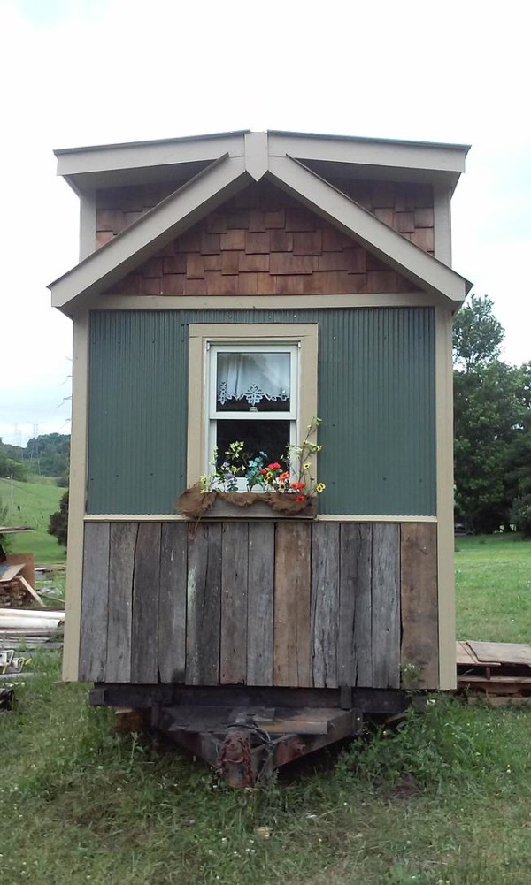 $20k American Freedom Off Grid Tiny House For Sale