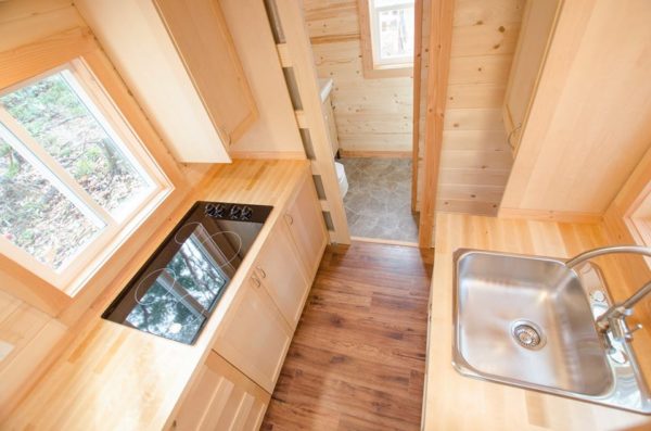 24-warbler-tiny-house-by-rewild-homes-007