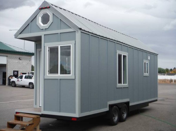 26-tiny-house-for-sale-in-idaho-001