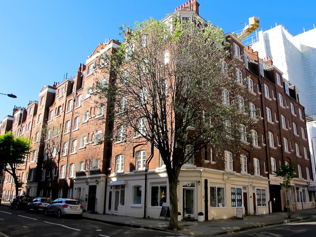 269 Sq Ft Kings Cross Flat in London 001