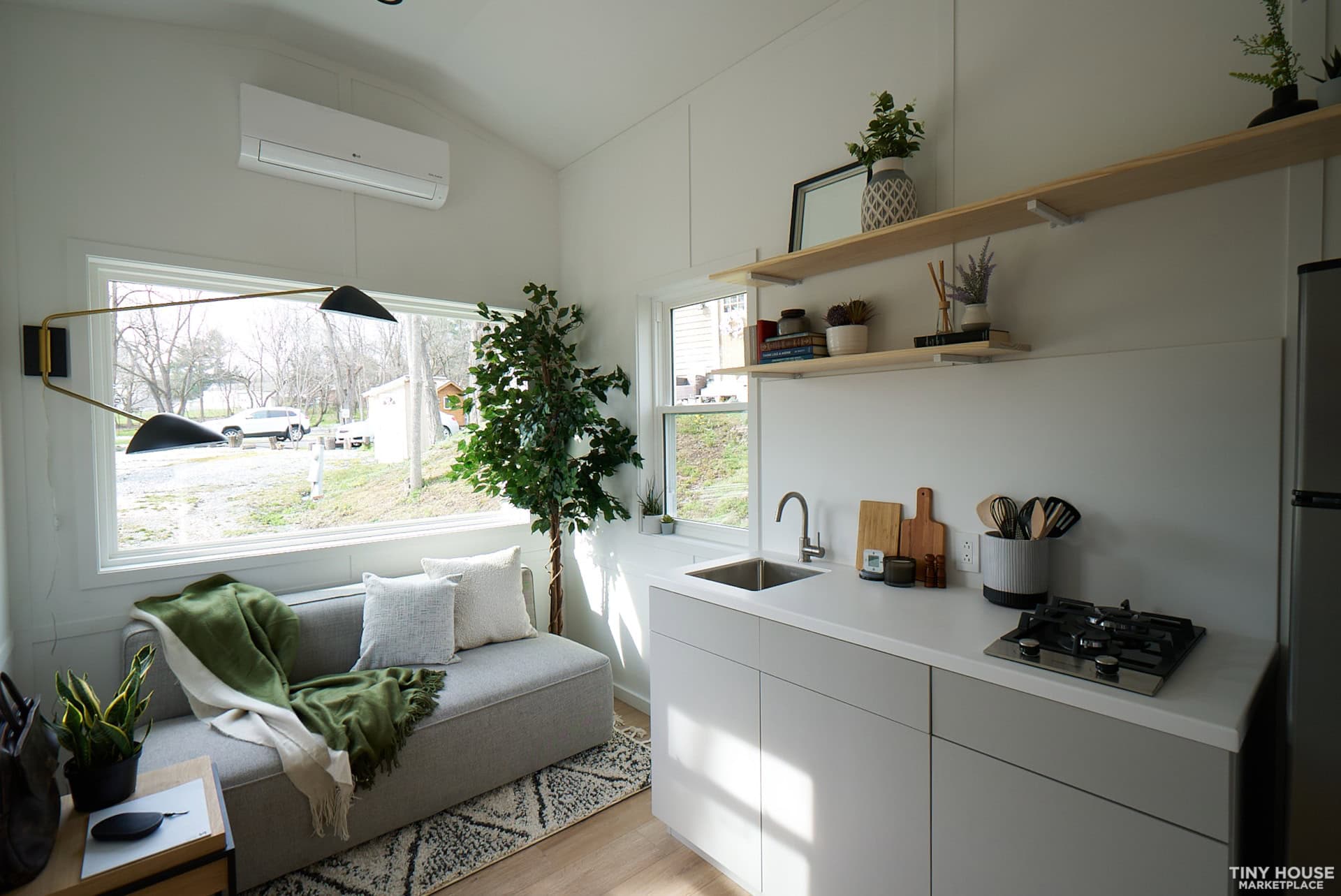 26′ Liv-Connected Via Standard Ground Floor Bedroom 24