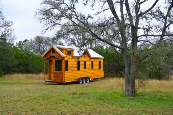 30-tiny-house-on-wheels-for-family-of-three-rocky-mountain-tiny-houses-greg-parham-001