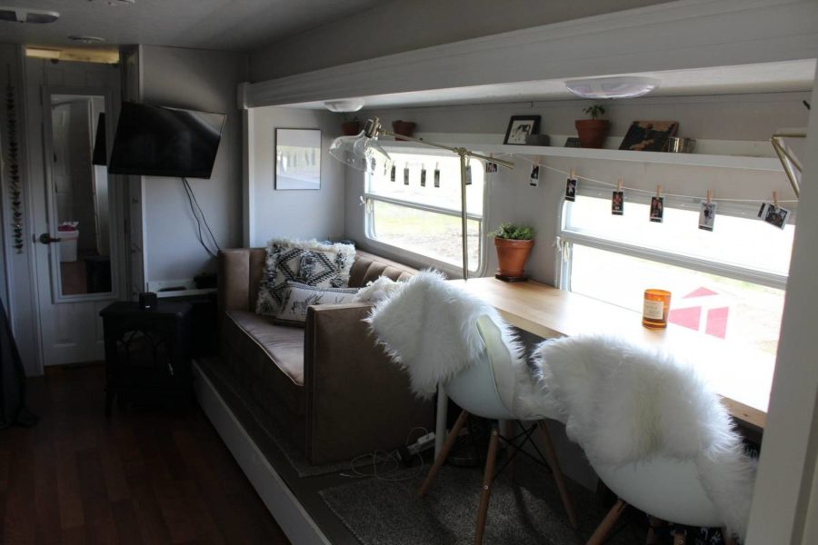 31-Foot Travel Trailer Tiny House for $12,500 001