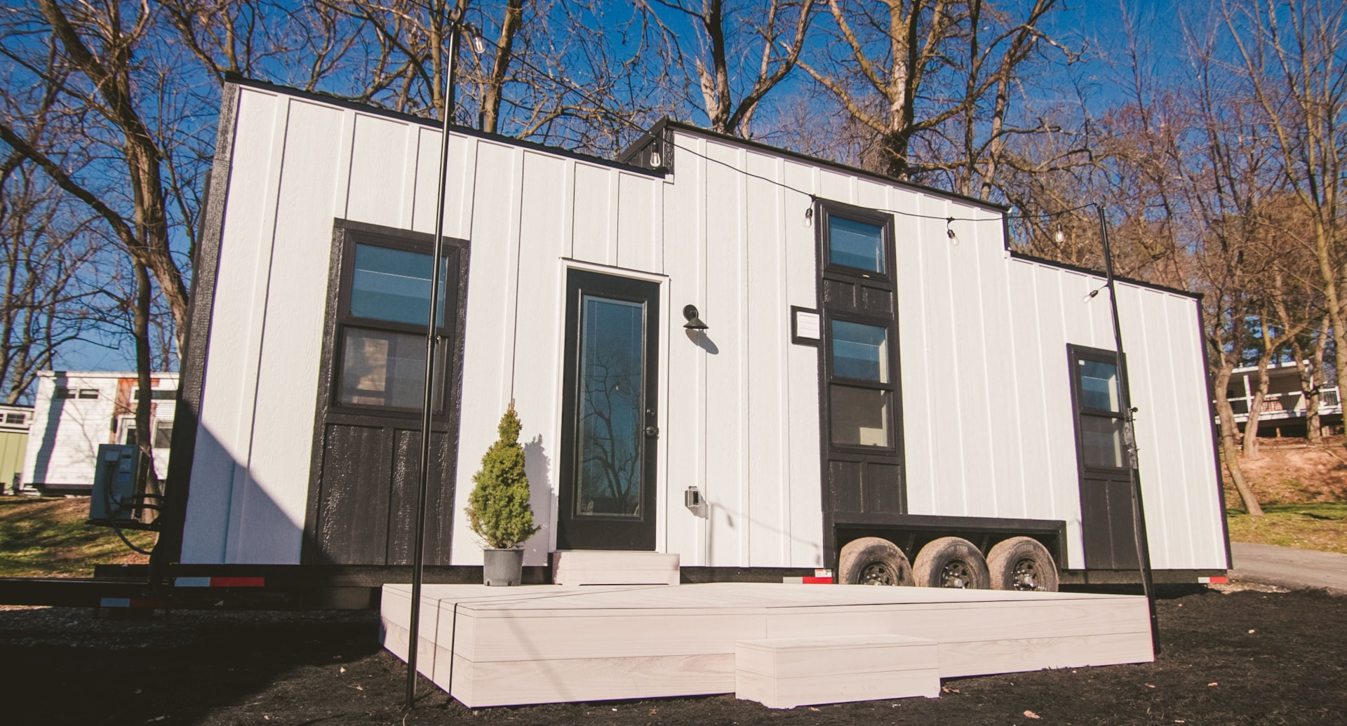 32′ Modern Tiny House with First Floor Bedroom