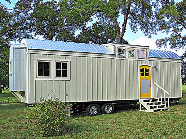 33ft Tiny Home on Wheels For Sale in Burton Texas
