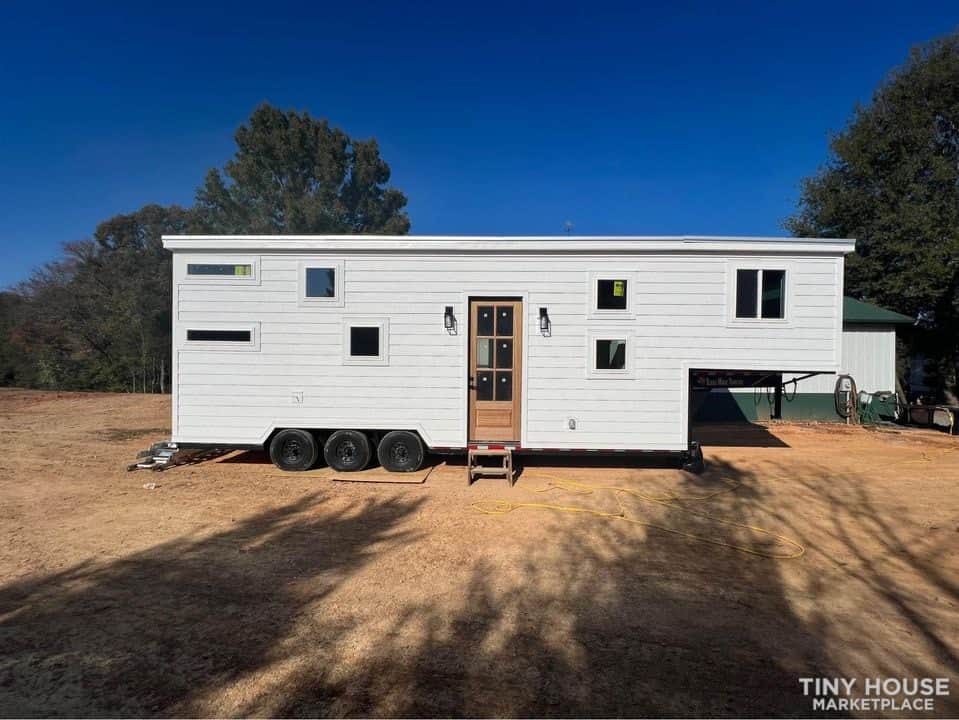 Tiny House with Modern Farmhouse Design