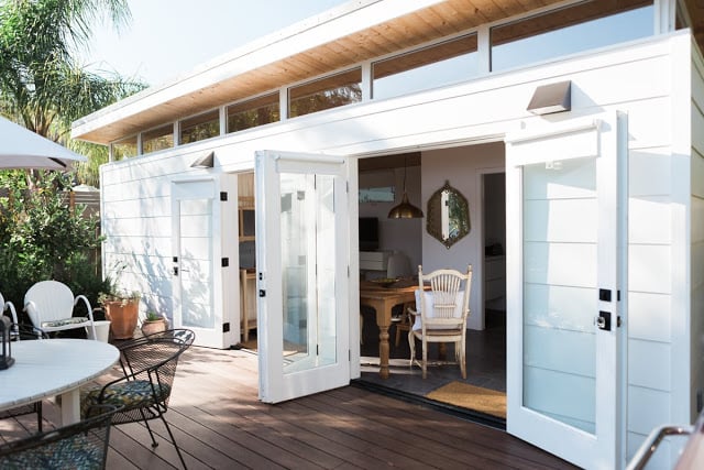 364 Sq. Ft. Modern Tiny Cottage in California 001
