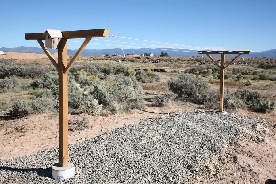 Studio Earthship in Taos, New Mexico 5