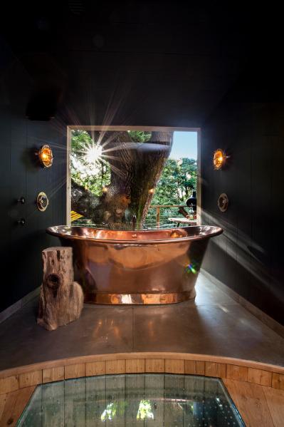 Woodman’s Treehouse with Awesome Copper Tub! 5