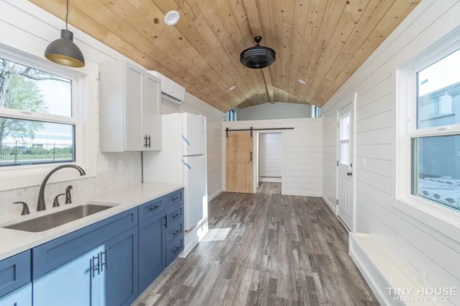400-sq.-ft. Luxury Tiny House For Sale by Clay Stevens via Tiny House Marketplace 003