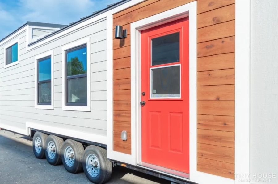 400-sq.-ft. Luxury Tiny House For Sale by Clay Stevens via Tiny House Marketplace 008