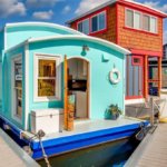 432-sq-ft Tiny Houseboat in Seattle via Realtor-com 002