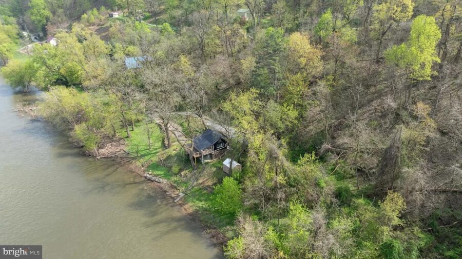 440 sq. ft. Cottage on 3 Acres in PA 20