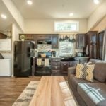“Peak View Park” Little Vacation Home 2