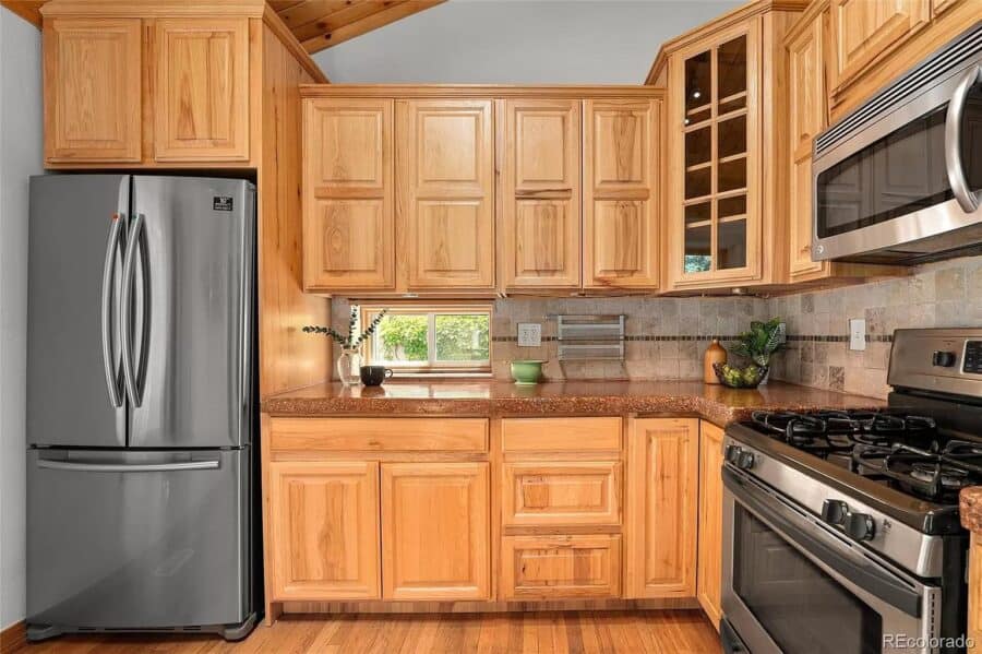 786 Sq. Ft. Spanish-Style Home w: Detached Garage. 10