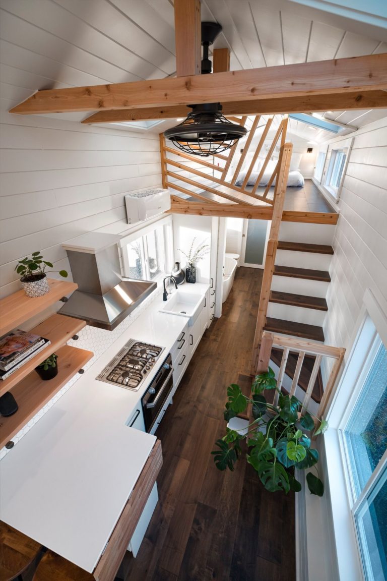 Luxurious Mint Tiny House W/ Wool Insulation and Non-Toxic Paint/Stain