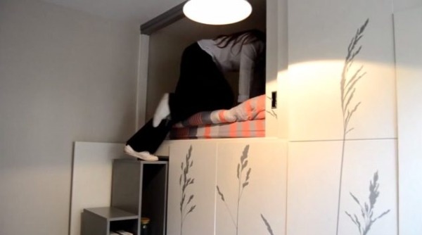 86-sq-ft-transforming-micro-apartment-paris-kitoko-studios-006