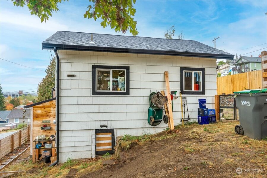Adorable Bungalow with Land for Sale Bremerton, WA 20