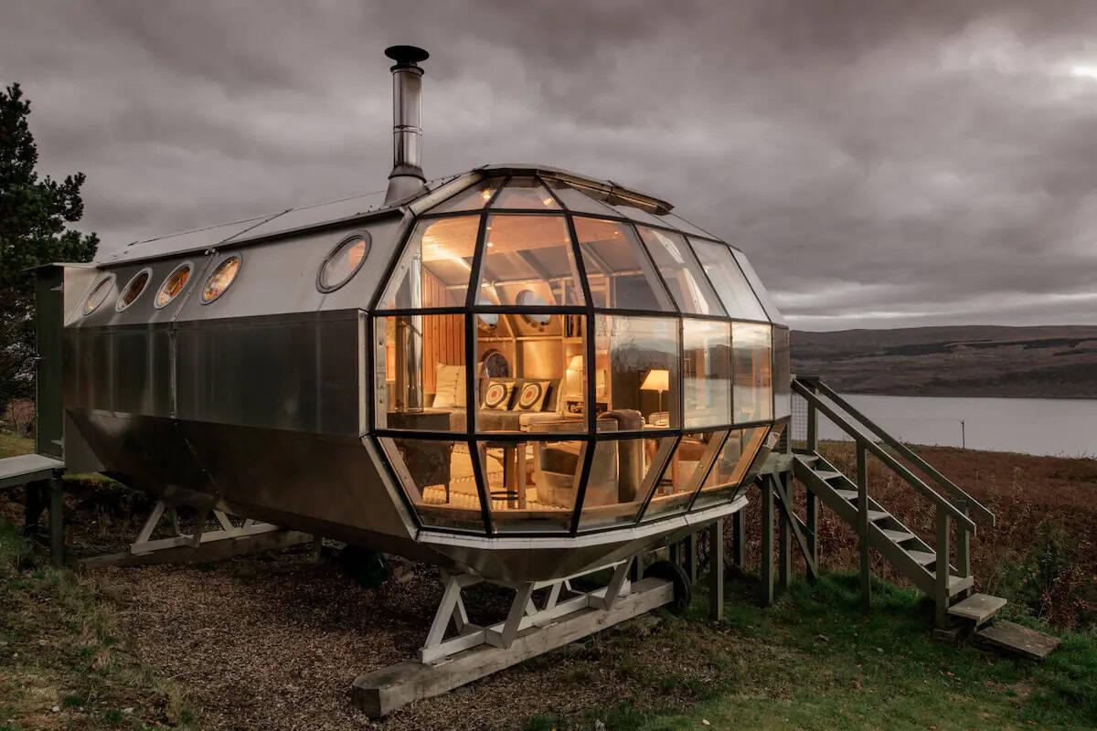 AirShip 2 Tiny House with Dragonfly Windows