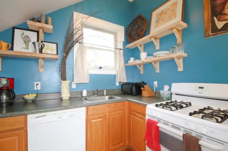Artist Studio Apartment in Asheville