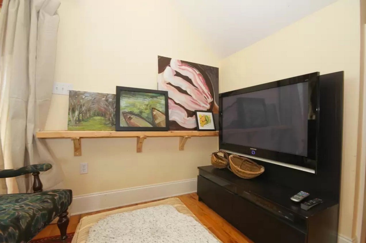 Artist Studio Apartment in Asheville