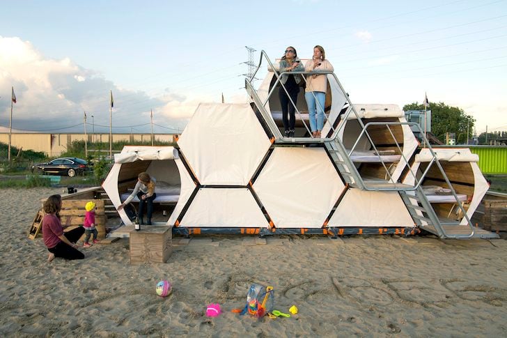 B-and-BEE-AchillesDesign-Stacked-Micro-Shelters-001