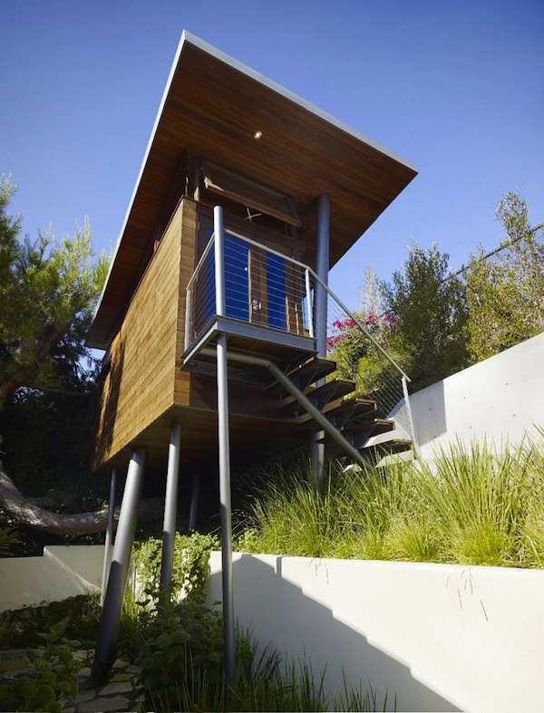 Banyan-Treehouse-Modern-Micro-Cabin-Rockefeller-Architects-0010