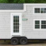 beach-tiny-house-at-tiny-digs-portland-hotel-005