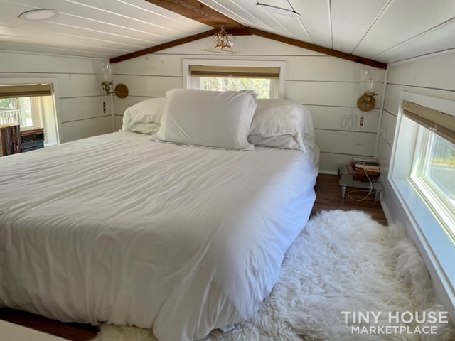 Beautiful Tiny Home with Option for Land Rental in Northern California 006