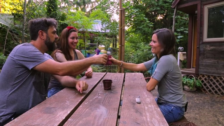Well-Traveled Tiny Housers Talking Tiny Over Beers: Alexis & Christian w/ Jenna Spesard
