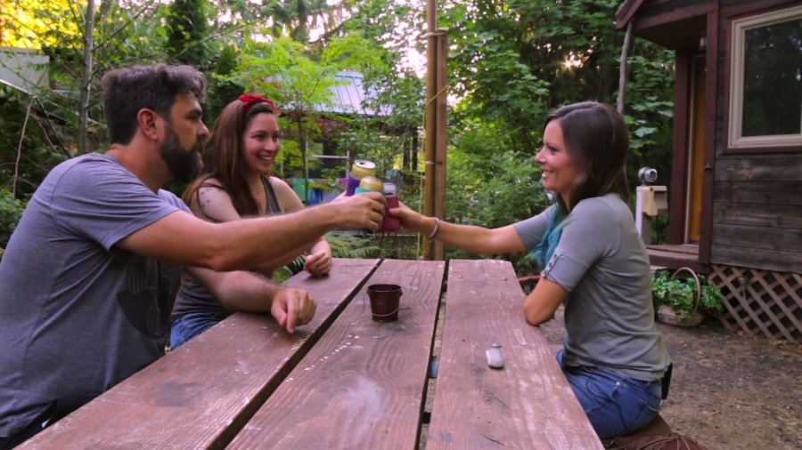 Beers with Tiny Houser Jenna of Tiny House Giant Journey via Tiny House Expedition 002
