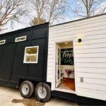 Brand New Tiny House 24’ King Size Bed 80