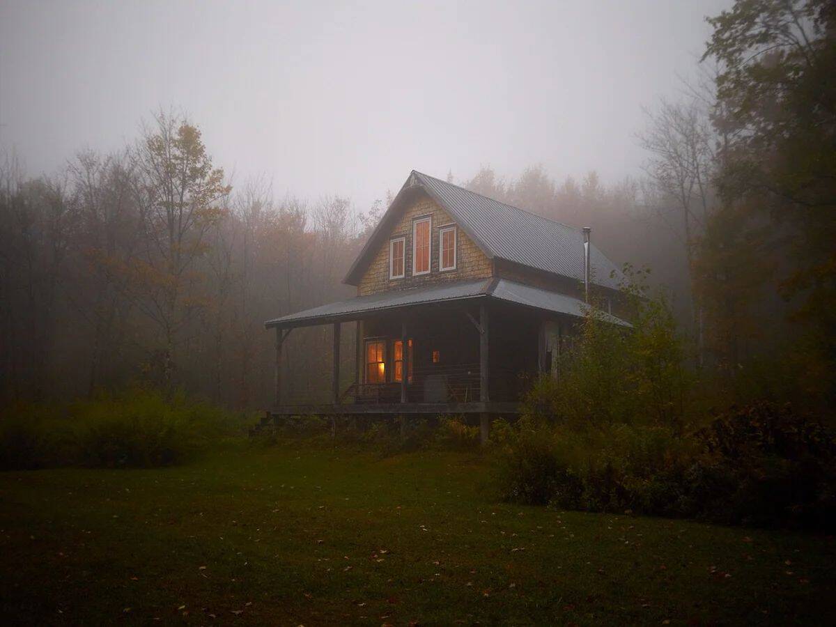 Cozy Owl Nest Cabin on Bramley Mountain