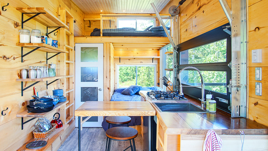 CABINSCAPE – Off Grid Tiny House Tour 1